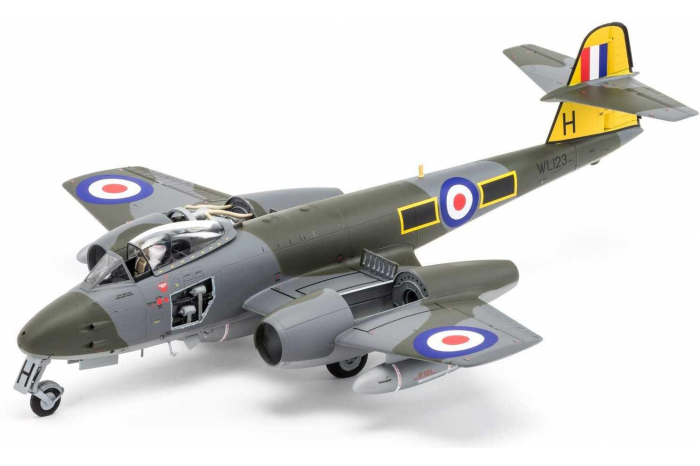 Classic Kit letadlo A09182 - GLOSTER METEOR F.8 (1:48)