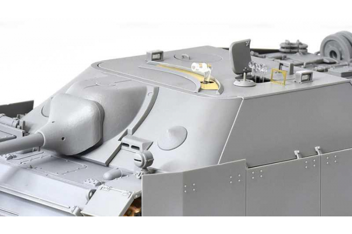 Model Kit military 6843 - Sd.Kfz.162 Jagdpanzer IV A-0 (1:35)