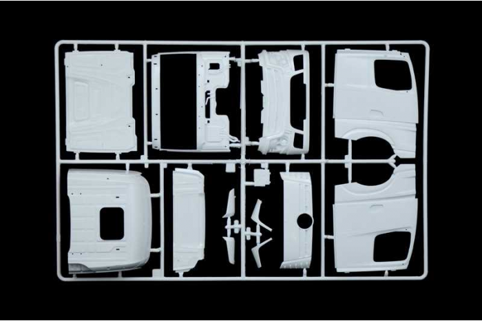 Model Kit truck 3905 - Mercedes Benz Actros MP4 Gigaspace (1:24)