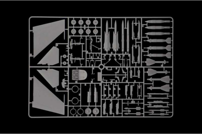 Model Kit letadlo 1379 - SUKHOI SU-34/SU-32 FN (1:72)