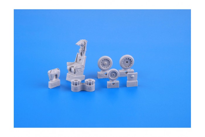 F8-E Crusader (1:48) - 11110