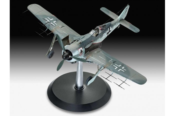Plastic ModelKit letadlo 03926 - Focke Wulf  Fw190A-8, A-8/R11 Nightfighter (1:32)