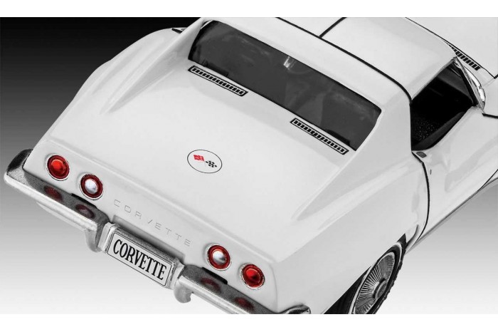 Plastic ModelKit auto 07684 - Corvette C3 (1:32)