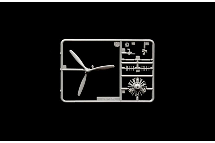 SBD-5 DAUNTLESS (1:48) - 2673