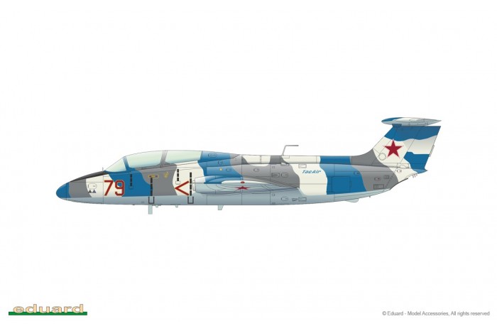 L-29 Dolphin (1:48) - 8099