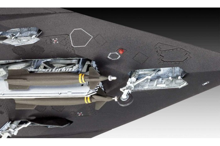 Plastic ModelKit letadlo 03899 - Lockheed Martin F-117A Nighthawk Stealth Fighter (1:72)