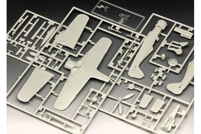 Plastic ModelKit letadlo 03898 - Focke Wulf Fw190 F-8 (1:72)