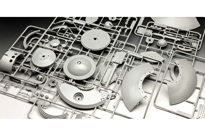 Plastic ModelKit letadlo 03903 - Flying Saucer Haunebu (1:72)