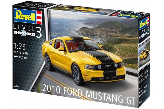 Plastic ModelKit auto 07046 - 2010 Ford Mustang GT (1:25)