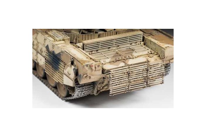 Model Kit tank 3695 - Terminator 2 Russ.Fire Support Vehicle (1:35)