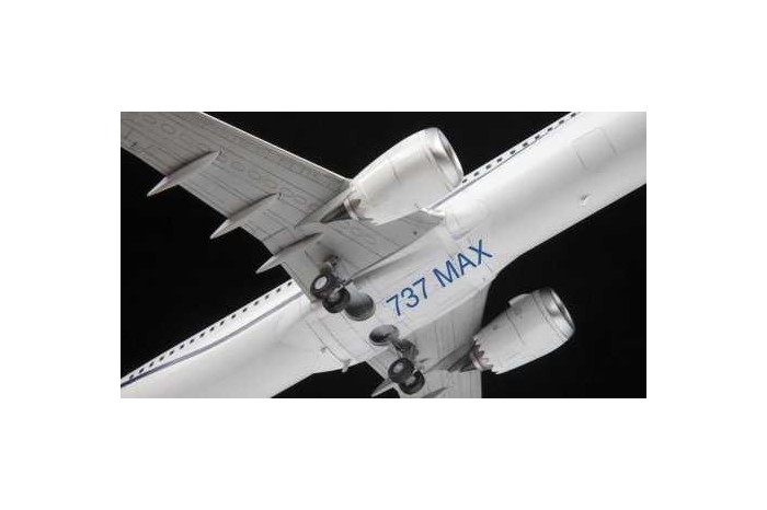 Model Kit letadlo 7026 - Boeing 737- 8 MAX (1:144)