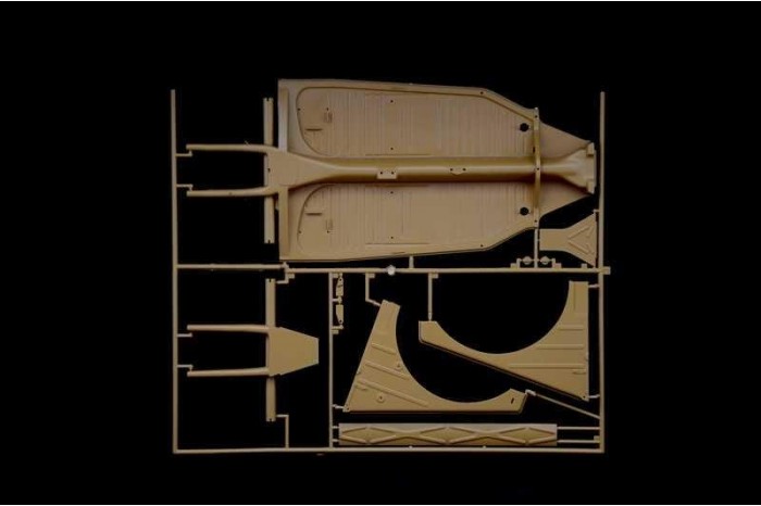 Model Kit military 7405 - Kdf.1 Typ 82 Kübelwagen (1:9)