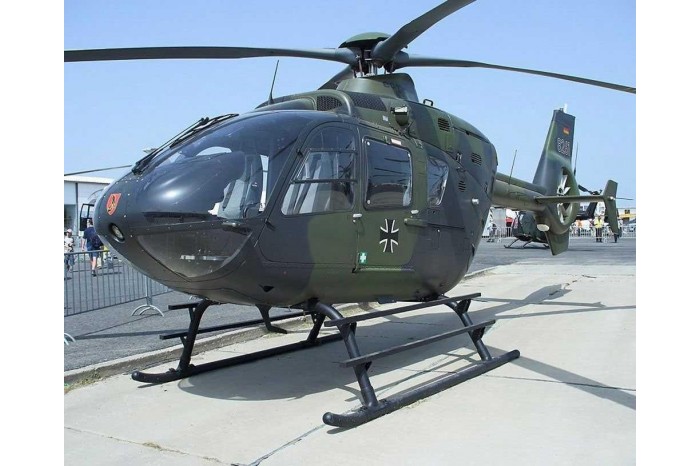 Plastic ModelKit vrtulník 04982 - EC 135 Heeresflieger / German Army Aviation (1:32)