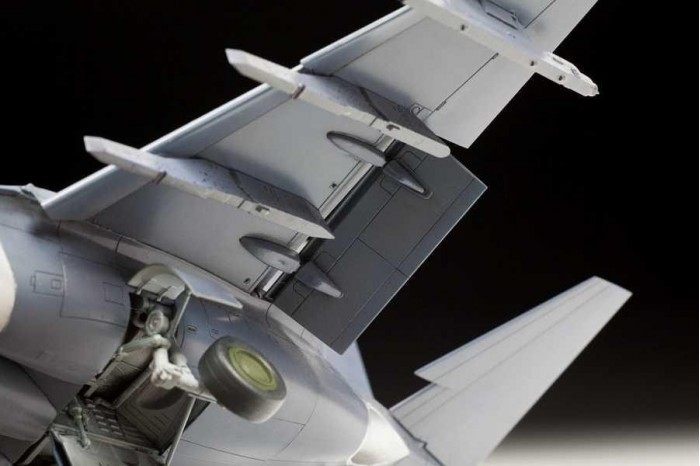 Model Kit letadlo 4821 - YAK-130 Russian trainer/fighter (1:48)