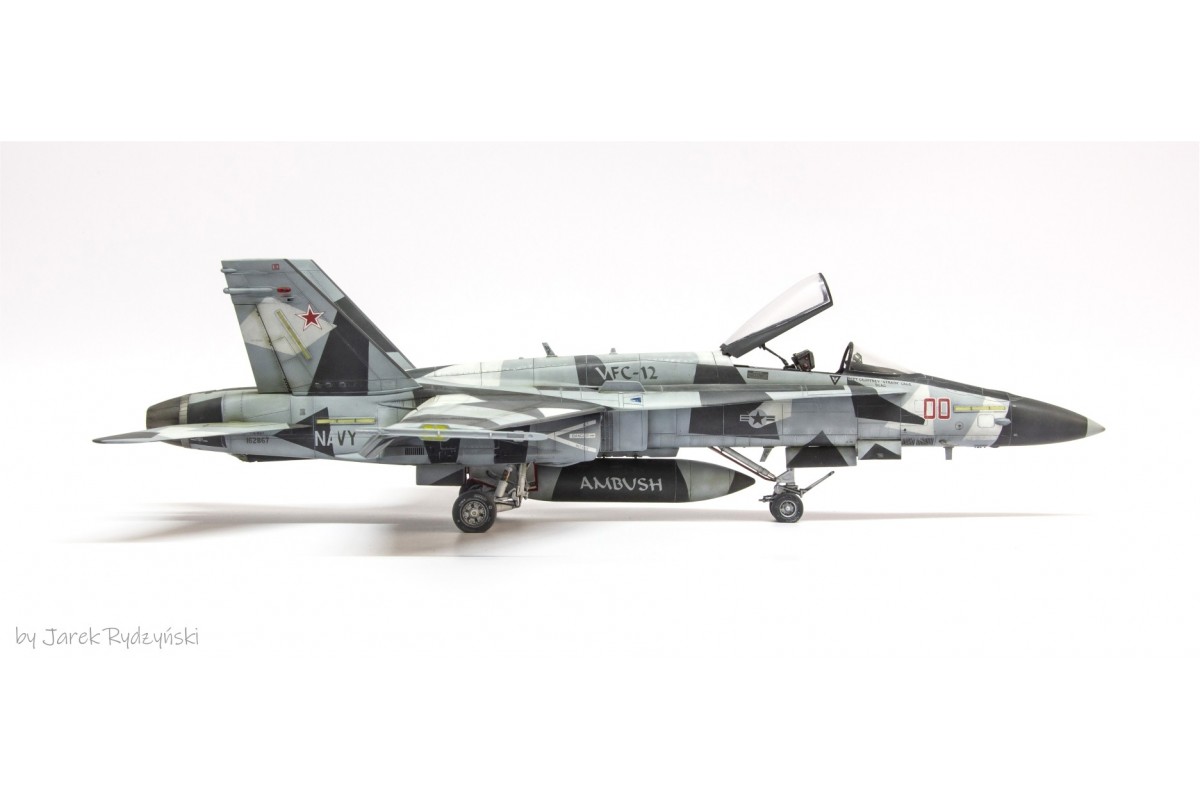 827 camo