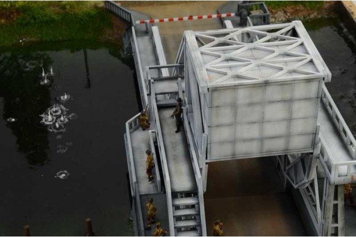 Model Kit diorama 6194 - Pegasus Bridge Airborne Assault (1:72)