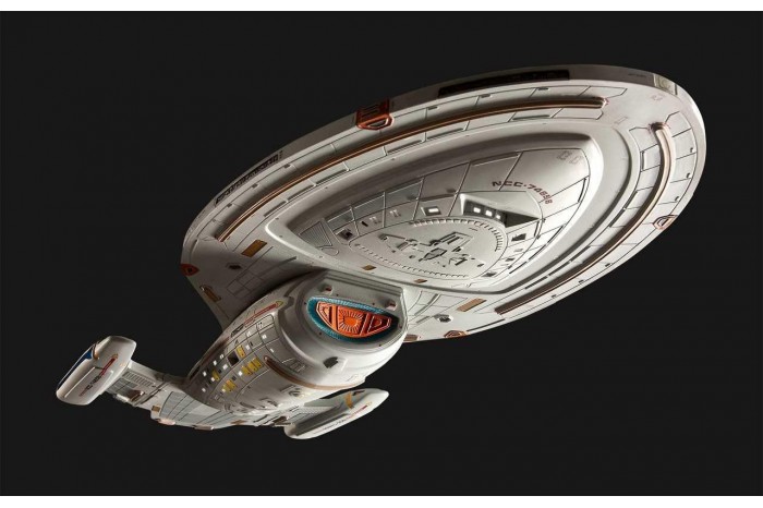 Plastic ModelKit Star Trek 04992 - U.S.S. Voyager (1:670)