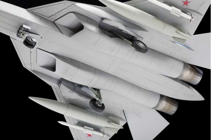 Model Kit letadlo 7319 - Sukhoi SU-57 (1:72)