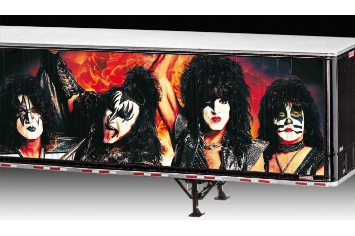 Gift-Set truck 07644 - KISS Tour Truck (1:32)
