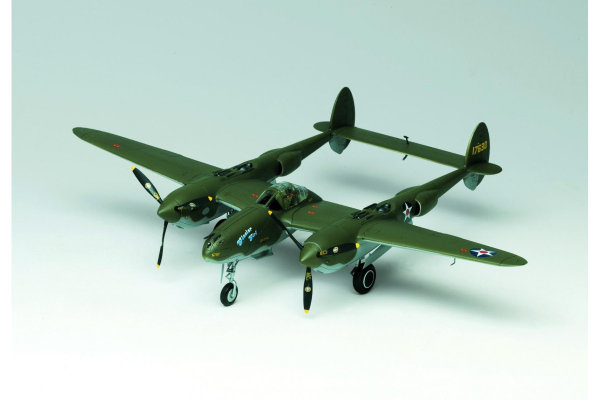 Academy - P-38F LIGHTNING GLACIER GIRL (1:48) - 12208 - MJ