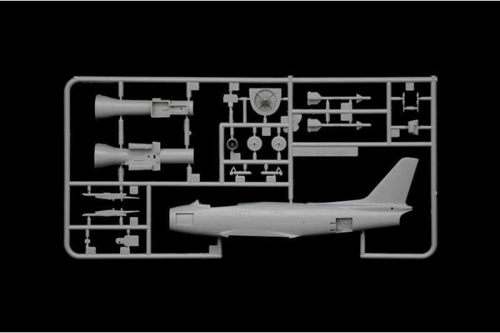 Model Kit letadlo 1426 - F. 86 F Sabre (1:72)
