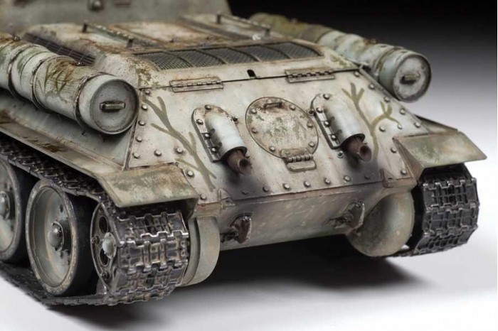 Zvezda - Soviet tank Destroyer SU-122 (1:35) - 3691 - MJ