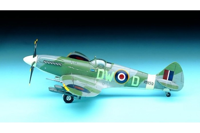 Model Kit letadlo 12484 - SPITFIREMK MK.XIVC (1:72)