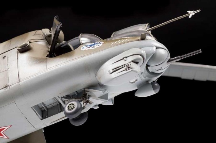 Model Kit vrtulník 4823 - MIL-Mi 24 V/VP (1:48)