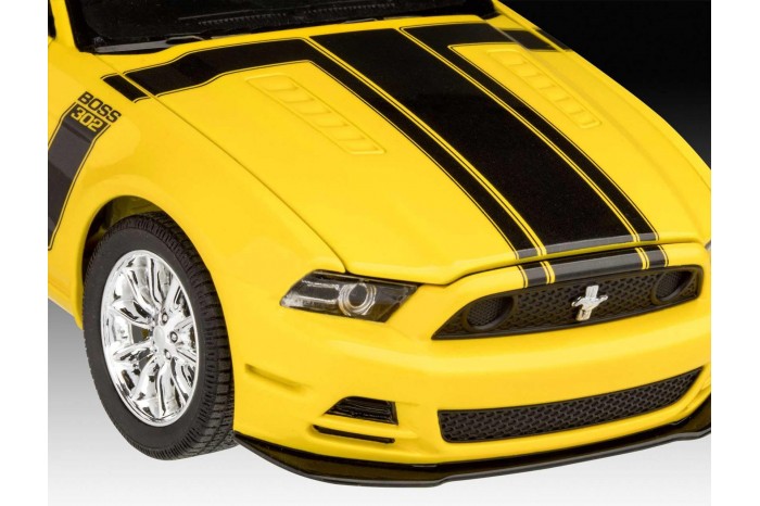 Plastic ModelKit auto 07652 - 2013 Ford Mustang Boss 302 (1:25)