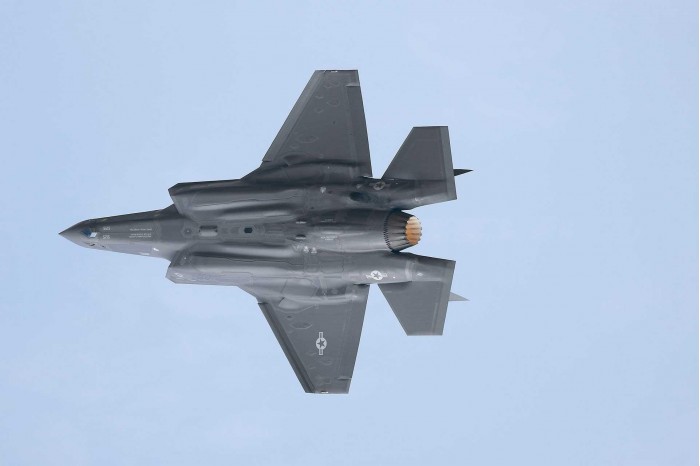 Plastic ModelKit letadlo 03868 - F-35A Lightning II (1:72)