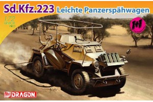 Model Kit military 7420 - Sd.Kfz.223 Panzerfunkwagen (1:72)
