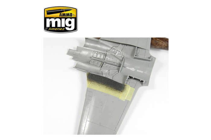 ANTI-SLIP PASTE - BLACK COLOR FOR 1:72 & 1:48 - 2034