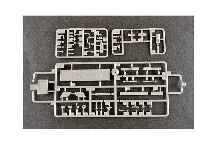 PLA Navy Type 072A LST (1:700) - 06728