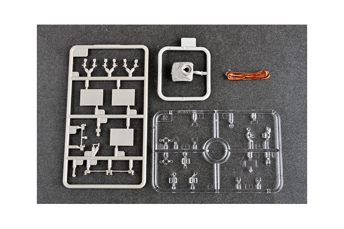 Russian T-80BVM MBT(Marine Corps) (1:35) - 09588