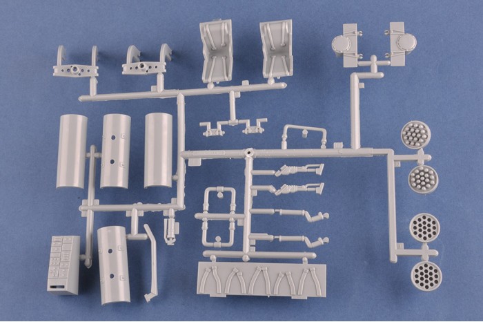 UH-1 Huey B/C (1:18) - 81807