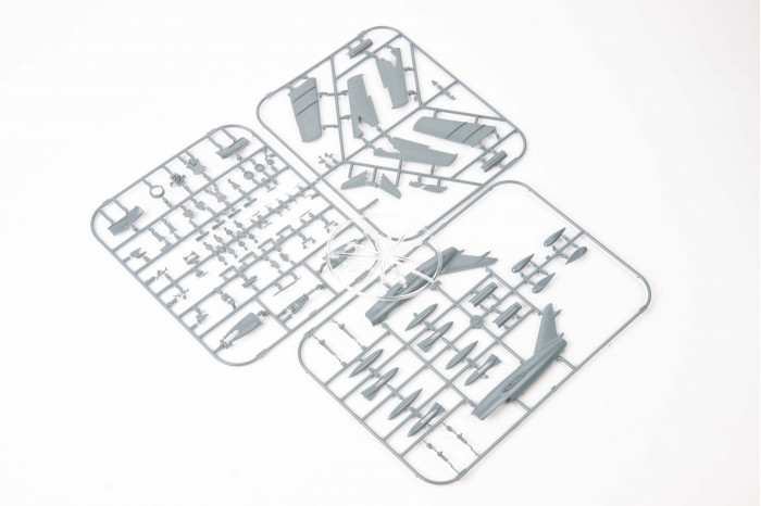 MiG-15 (1:72) - 7459