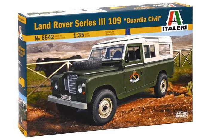 Model Kit auto 6542 – LAND ROVER III 109 „Guardia Civil“ (1:35)