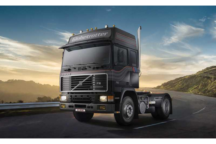 Model Kit truck 3923 - VOLVO F-16 GLOBETROTTER (1:24)
