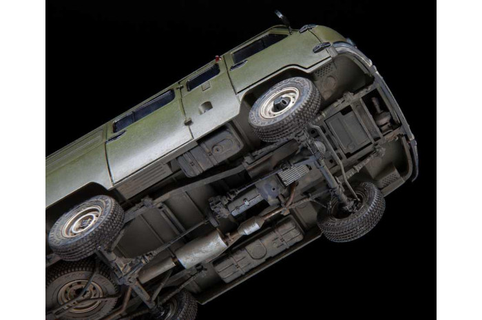Model Kit military 3644 - UAZ 3909 Russian Military Van (1:35)