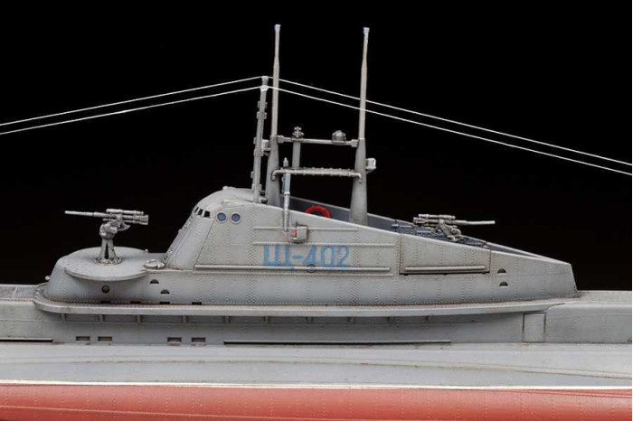 Model Kit ponorka 9041 - "Shchuka" Class Russian Submarine WWII (1:144)