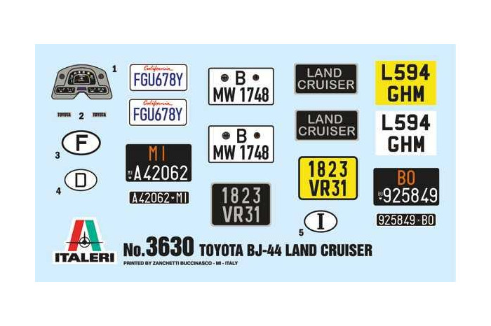 Model Kit auto 3630 - Toyota Land Cruiser BJ-44 Soft/Hard Top (1:24)