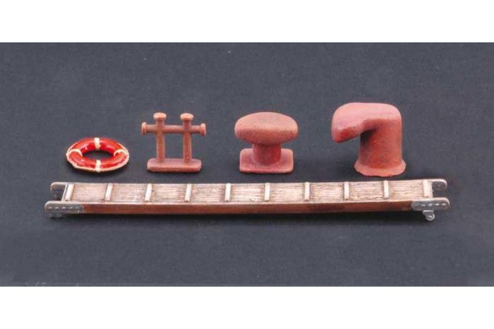 Model Kit loď 5626 - M.A.S. 563/568 with crew (1:35)