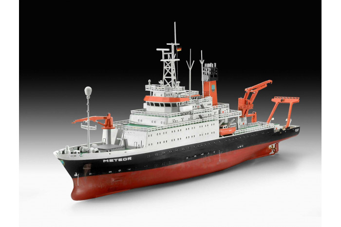 Plastic ModelKit loď 05218 - German Research Vessel Meteor (1:300)