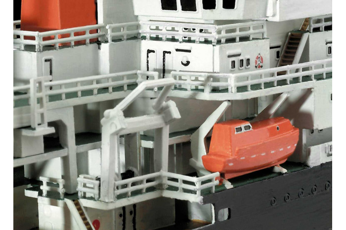 Plastic ModelKit loď 05218 - German Research Vessel Meteor (1:300)