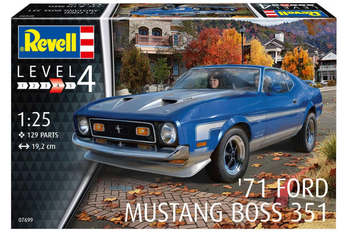 Plastic ModelKit auto 07699 - 71 Ford Mustang Boss 351 (1:25)