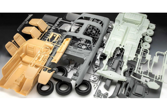 Plastic ModelKit auto 07710 - Pontiac Firebird Trans Am (1:8)