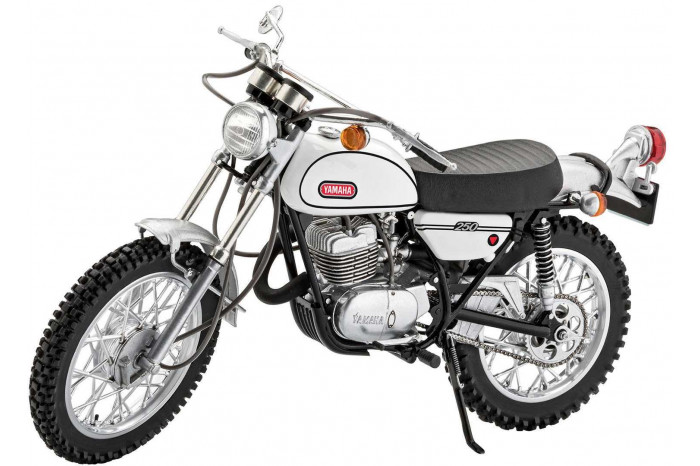 Plastic ModelKit motorka 07941 - Yamaha 250 DT-1 (1:12)