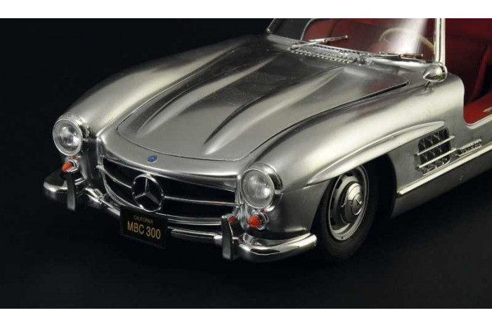 Model Kit auto 3612 - Mercedes-Benz 300 SL Gullwing (1:16)