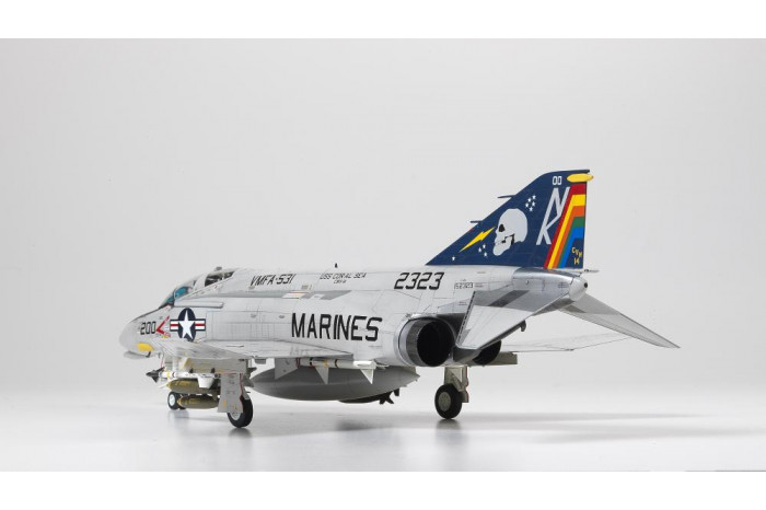 Model Kit letadlo 12315 - USMC F-4B/N VMFA-531 "GRAY GHOSTS" (1:48)