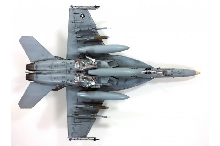 Model Kit letadlo 12547 - USN F/A-18E VFA-143 "PUKIN DOGS" (1:72)
